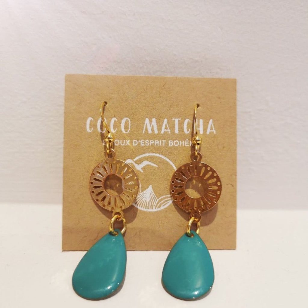 Boucle d'oreilles coco matcha fabriqué à la main en acier inoxidable, un look bohème avec ses perles vertes